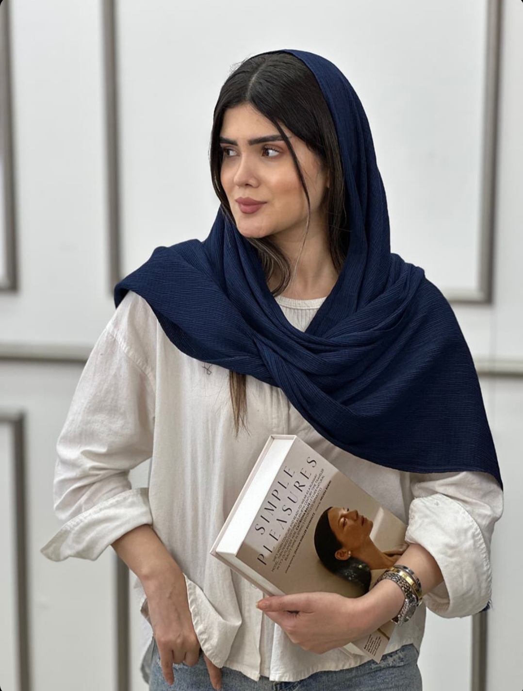 شال پلیسه نخی منگوله دار